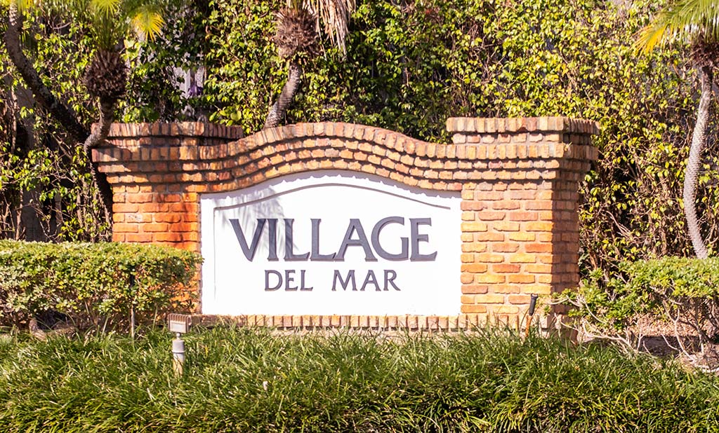 Village Del Mar
