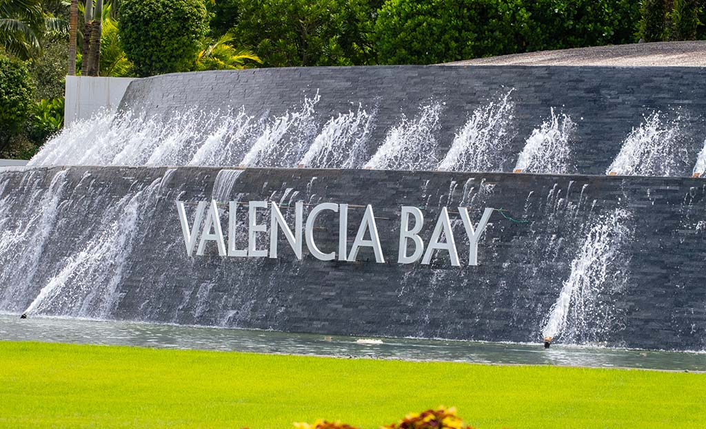 Valencia Bay