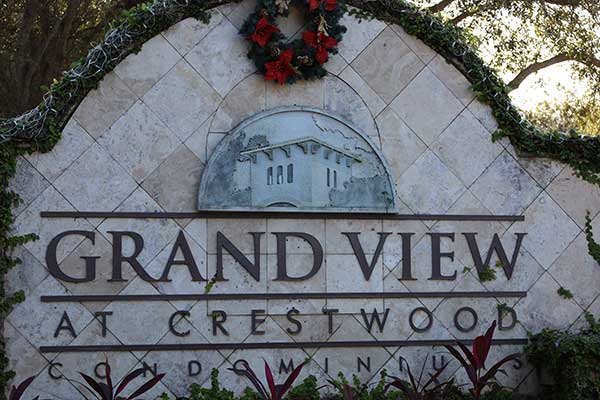 Grand View at Crestwood