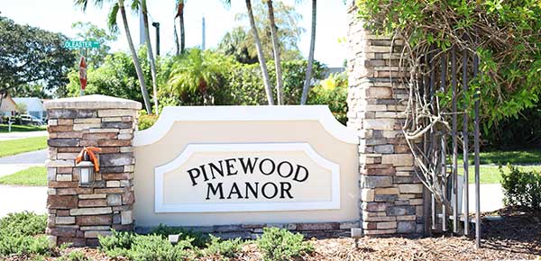 Pinewood Manor