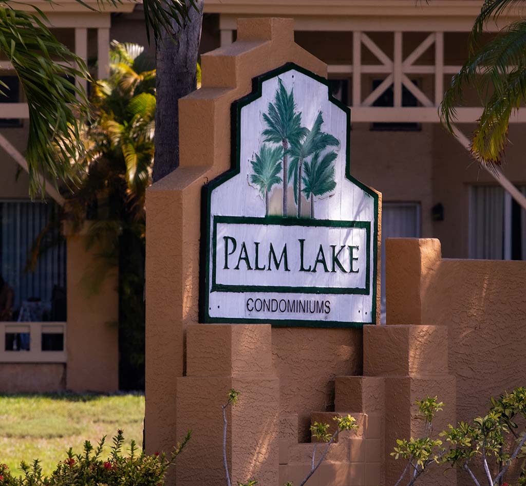 Palm Lake