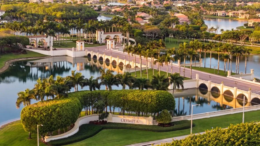 Olympia community, Palm Beach County